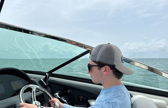 Miami Boat Rentals: Explore Sandbars, Cruise the Coast