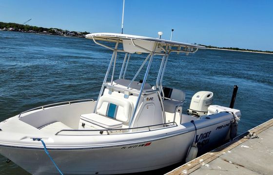 20ft Pro-Line Center console fishing machine + cruising/sandbar