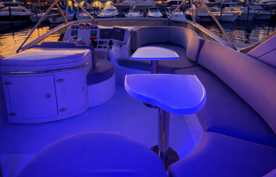 Gorgeous Azimut 55' Flybridge, Haulover sandbar access