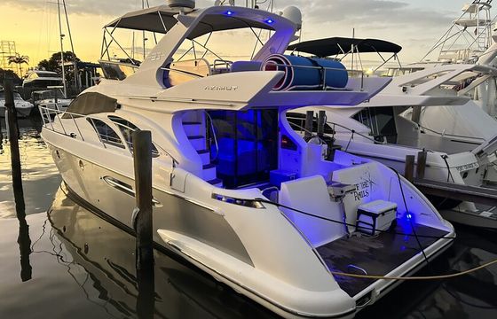 Gorgeous Azimut 55' Flybridge, Haulover sandbar access