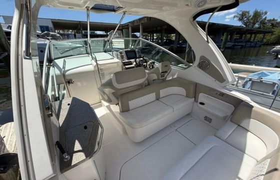 Party Boat 33 ft 8 person