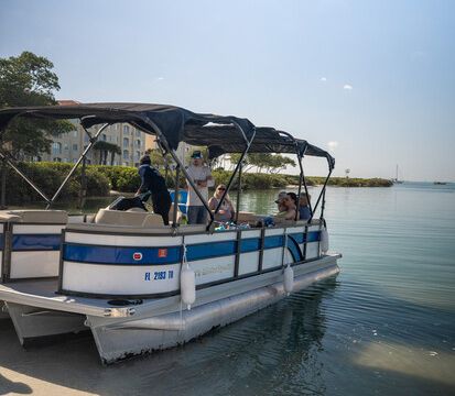 Jupiter 25ft: 25ft of Power, Comfort, and Coastal Freedom