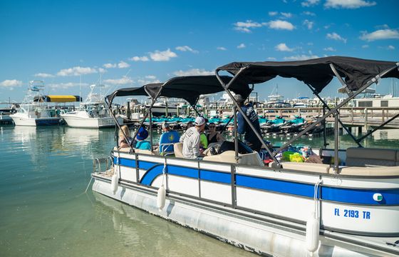Jupiter 25ft: 25ft of Power, Comfort, and Coastal Freedom