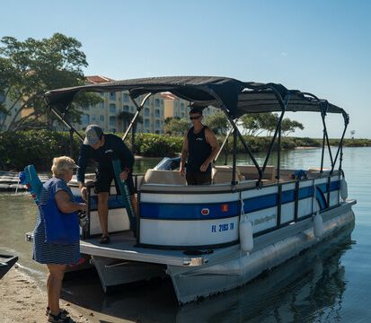 Jupiter 25ft: 25ft of Power, Comfort, and Coastal Freedom