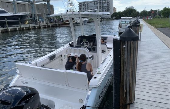 23' Robalo — Sandbar to Offshore Escape