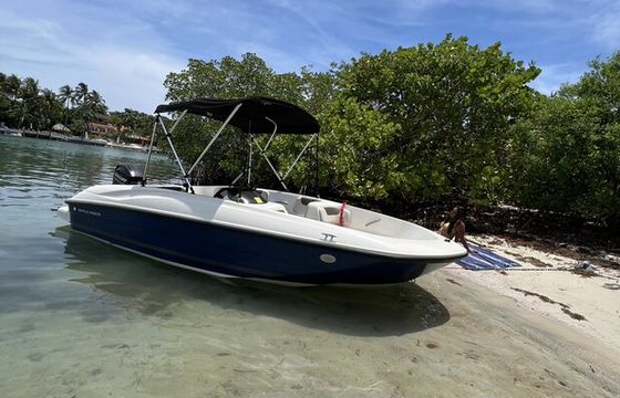 Miami Boat Rental/Haulover Sandbar/Bay Cruise on 16' Bayliner Element
