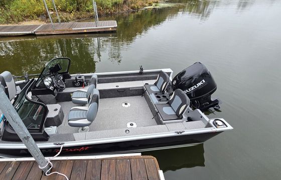 2024 alumacraft 17ft W/LiveScope