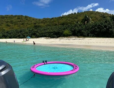 Wellcraft yacht 30 - local cruise to the islands
