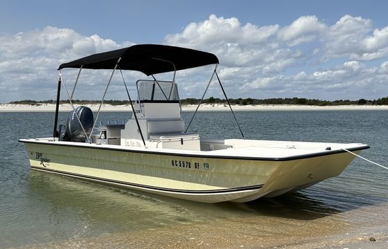 Adventures, sightseeing or fishing with Capt. Jaime on 22' Bay rider