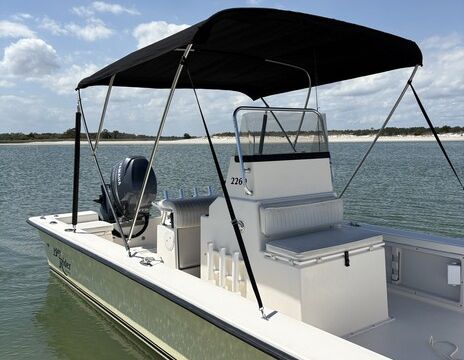 Adventures, sightseeing or fishing with Capt. Jaime on 22' Bay rider