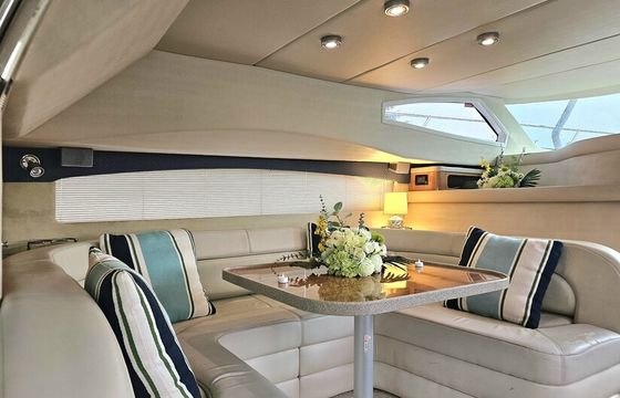 Searay 50 Ft Flybridge 
FREE HOUR WEEKDAYS 4hrs +