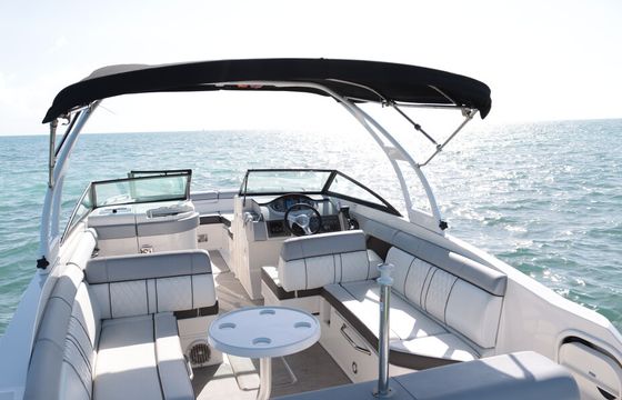 Charter a Luxury Day on the Water – Sea Ray SDX 27 in Miami