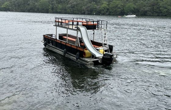 Lake Austin Longhorn Party Boat w/Waterslide