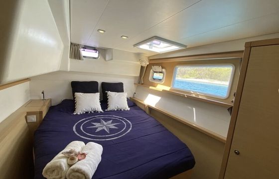 Experience aboard a luxurious 50 catamaran. Ft. Lauderdale