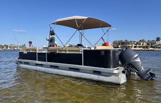 24ft Pontoon Party Boat