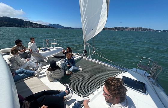 42' Luxury Catamaran – Private San Francisco Bay Charters for 12
