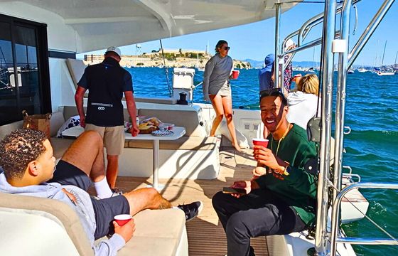 42' Luxury Catamaran – Private San Francisco Bay Charters for 12