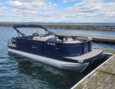 12 person Pontoon Boat, seneca, keuka, canadaguia