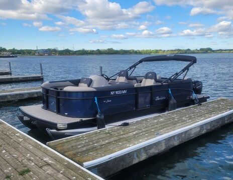 12 person Pontoon Boat, seneca, keuka, canadaguia