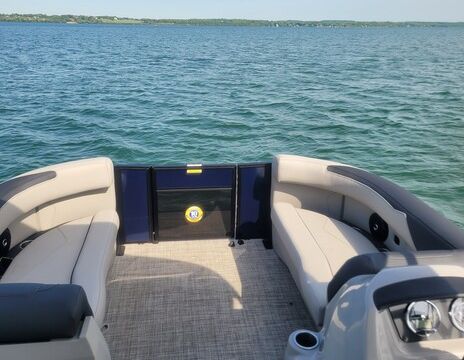 12 person Pontoon Boat, seneca, keuka, canadaguia