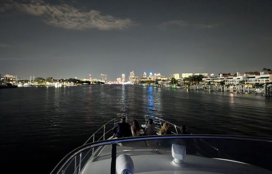 53ft FUN yacht with BIG AUDIO in Downtown Tampa!