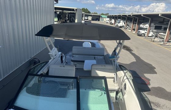 12 passenger sea ray open bow
