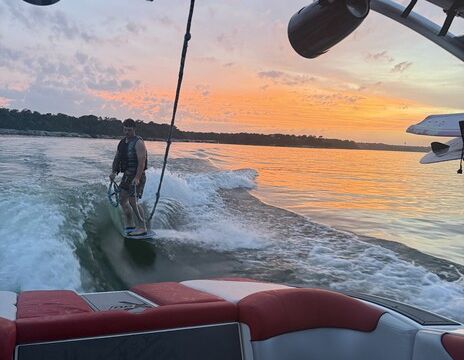 Mastercraft Wake/Surf Boat w/Captain