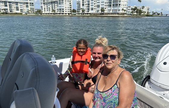Cruise on Sportsman 232 Open