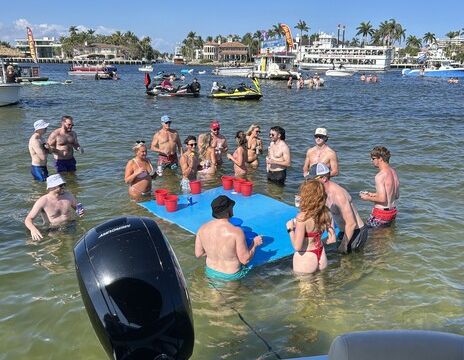 24 ft Sweetwater Luxury Pontoon boat