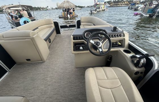 24 ft Sweetwater Luxury Pontoon boat