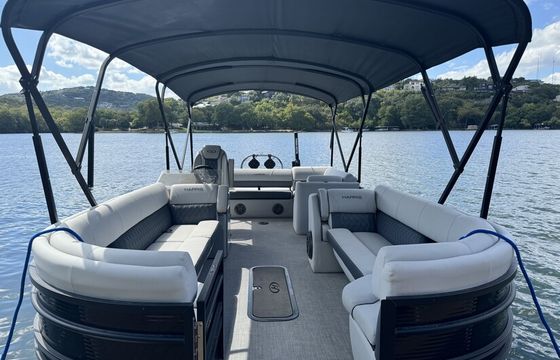 Karaoke Boat - 12 person Captained Harris Tri-toon on Lake Austin.