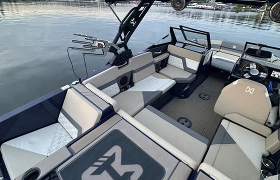 Luxury, Spacious, Powerful, and Fun! Brand New Heyday H20