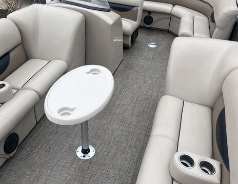 Sunny 24' Pontoon Comfortable Cruise for 12 on Lanier or Allatoona