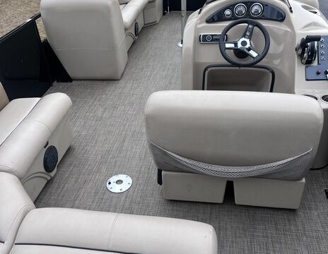 Sunny 24' Pontoon Comfortable Cruise for 12 on Lanier or Allatoona