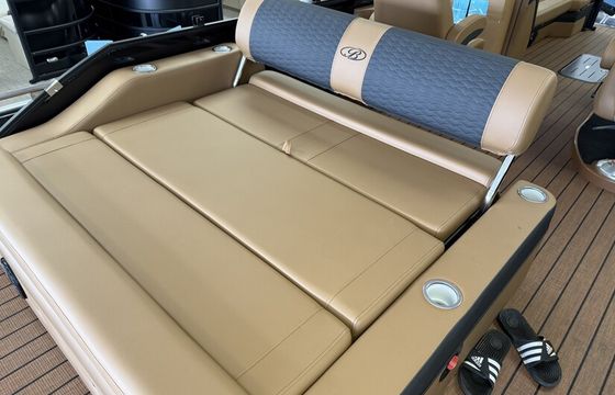 2026 Bentley Elite Pontoon 200HP motor on Lake Wallenpaupack, PA
