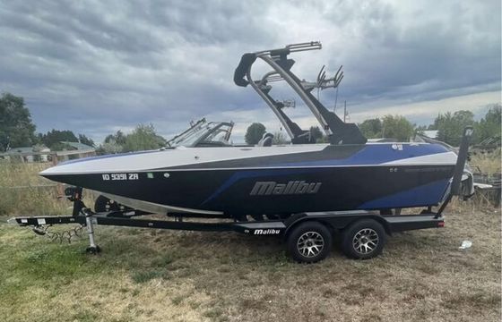 Malibu Wakesetter — 2021 Surf & Family Boat