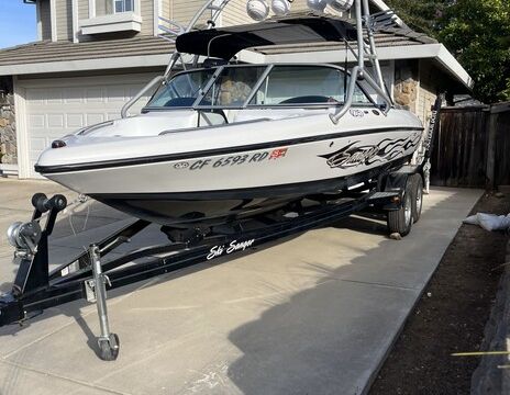 Explore Folsom Lake in Style with 21ft Sanger Boat
