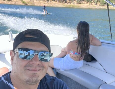 Explore Folsom Lake in Style with 21ft Sanger Boat