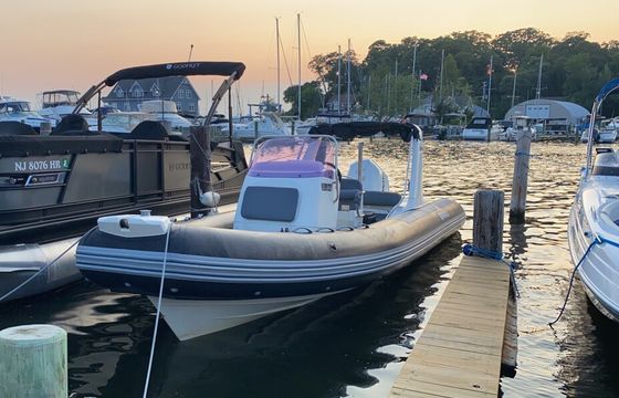 Perfect Charter for Watersports and Cruising with Friends