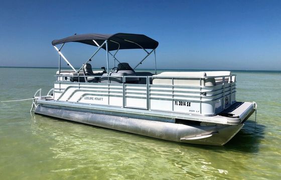 2020 LeisureKraft Pontoon Boat – Exclusive to Bonito House Guests