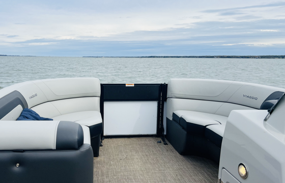 23FT Pontoon Boat