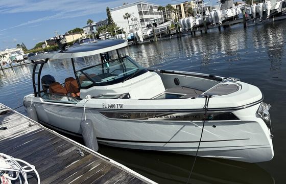 Saxdor 270 GTO - Great for a day at the sandbar or bar hopping