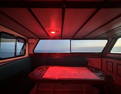 Cruise the Chesapeake on a Classic 46’ Deadrise – Up to 30 Guests