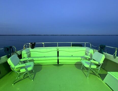Cruise the Chesapeake on a Classic 46’ Deadrise – Up to 30 Guests