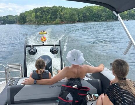 2025 Premier 350HP Ultimate Pontoon Charter - up to 16 Passengers