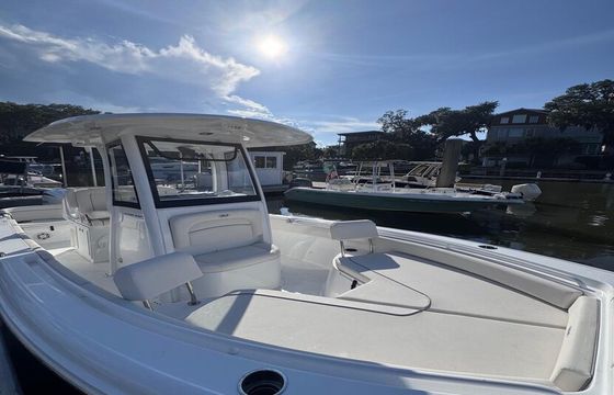 Sea Hunt Ultra for Rent Downtown Charleston (up to 9 passengers)