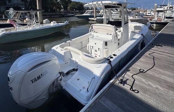 Sea Hunt Ultra for Rent Downtown Charleston (up to 9 passengers)