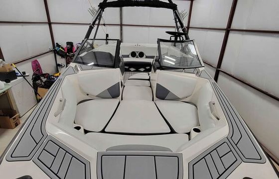 Axis Wakeboard Boat