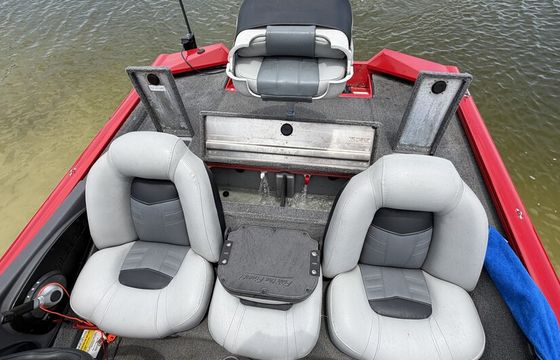 Family & Fishing Fun- 2018 Tracker Pro Team 175 TXW