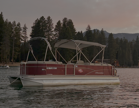 Recess at Richardson" – Relax and Play on a 22' Pontoon!
